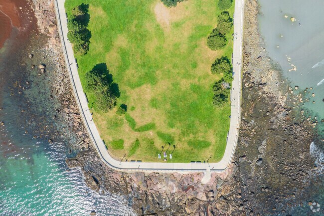 Red Rock Park is a landmark destination for Diamond District residents.