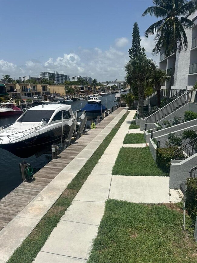 4000 NE 168th St unit 110A, North Miami Beach, FL 33160 - photo 7