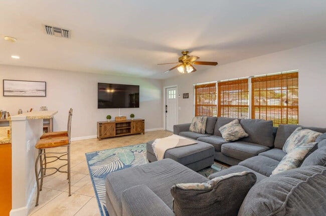 1183 SE 1st Way unit ID1372353P, Deerfield Beach, FL 33441 - photo 2