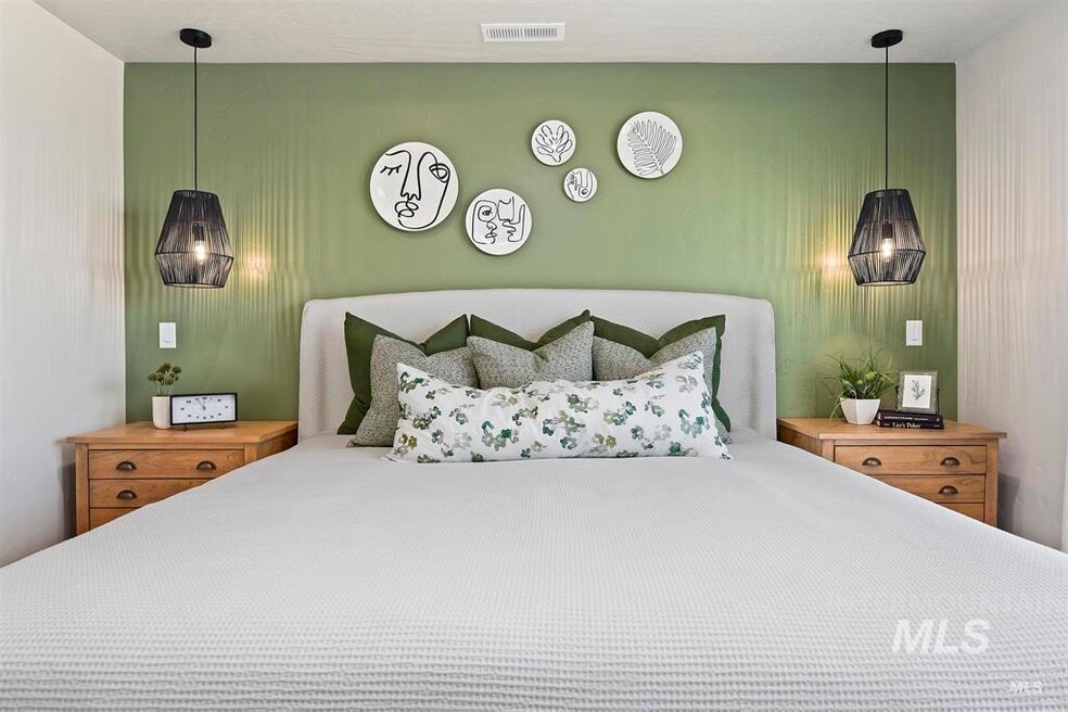 194 W Omphale St, Kuna, ID 83634 - photo 1