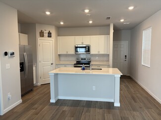 10648 Waterfield Rd, Jacksonville, FL 32210