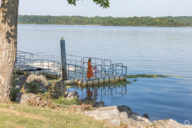 Glasco Mini Park features a river-front playground and boat launches.