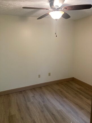 891 Tremont St, Morgantown, WV 26505