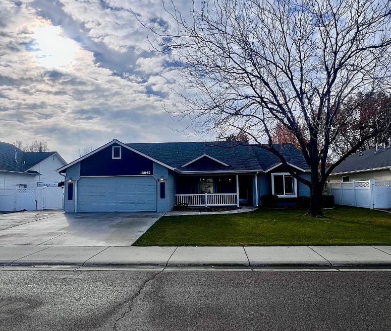 16845 N Darmady Loop, Nampa, ID 83687 - photo 1