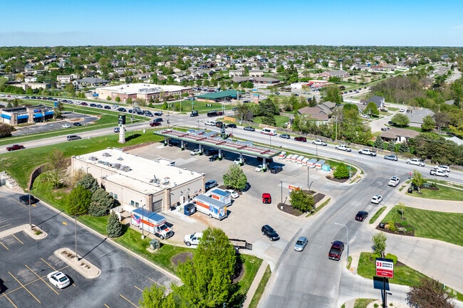 Millard Park is miuntes from many small shopping centers and commercial locations.