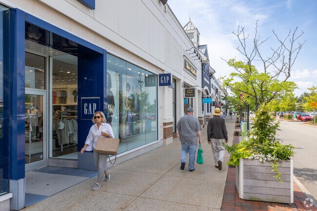 Derby Street Shops in South Hingham offer a variety of shopping options.