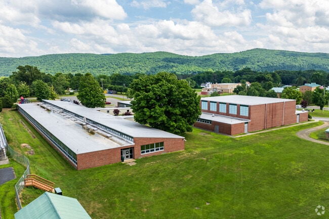 Students of Ware enjoy the quality education offered by Ware Middle School.