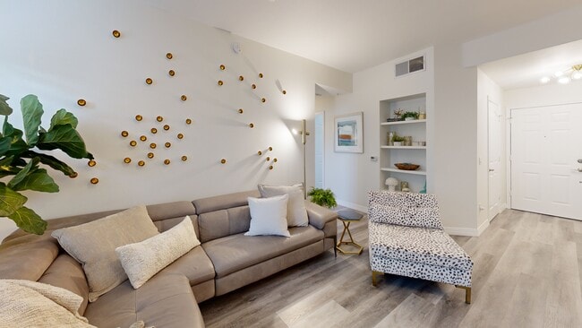 14950 W Mountain View Blvd unit 2107, Surprise, AZ 85374 - photo 2