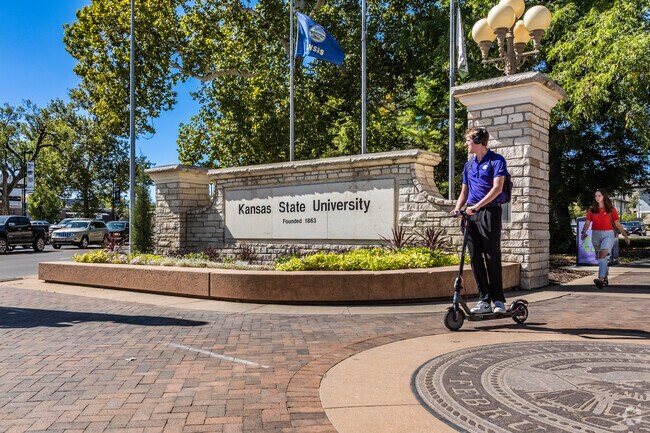 Kansas State University is in the Herat of Manhattan and is just a few minutes away.