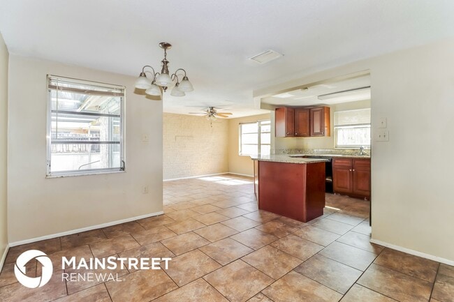 9636 Mark Twain Ln, Port Richey, FL 34668 - photo 6