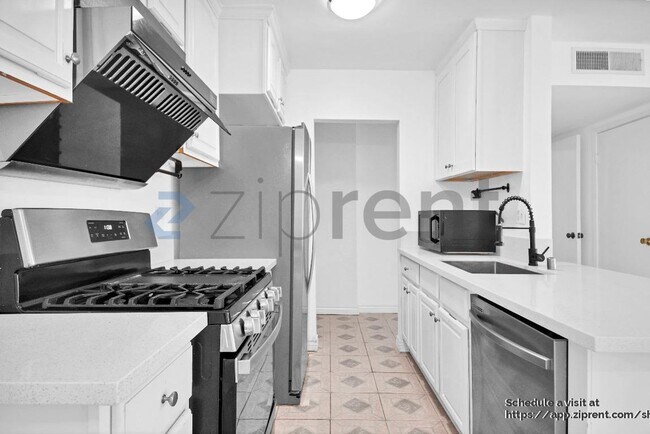 Lafayette Park Towers Condominiums, Los Angeles, CA 90057 - photo 7