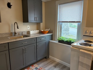 53 School St Unit 1, Milford, MA 01757