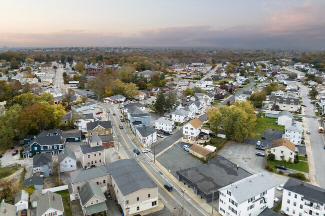 Thorton is a scenic and charming neighborhood set near Providence, Rhode Island.