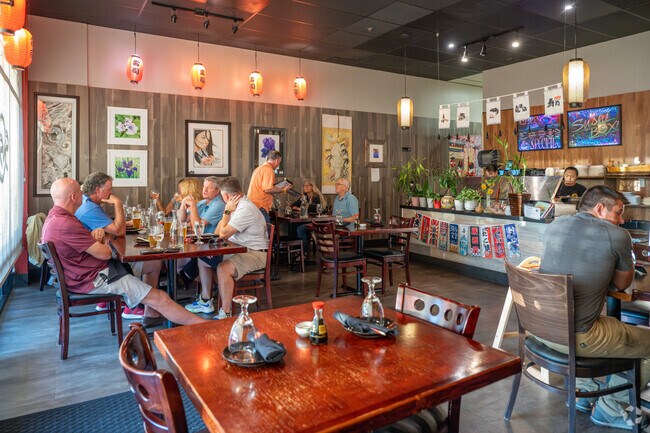 Sushi Box has great ambiance and even better sushi.