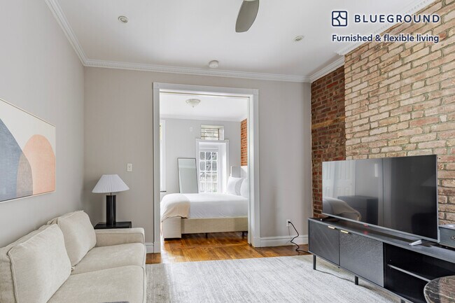 250 Mott St unit FL6-ID1947, New York, NY 10012 - photo 3