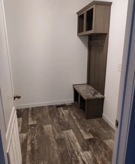 9361 Starboard Dr, Fair Haven, MI 48023 - photo 3