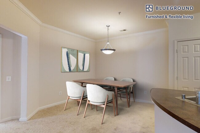 10306 Strathmore Hall St unit FL4-ID2929A, North Bethesda, MD 20852 - photo 4