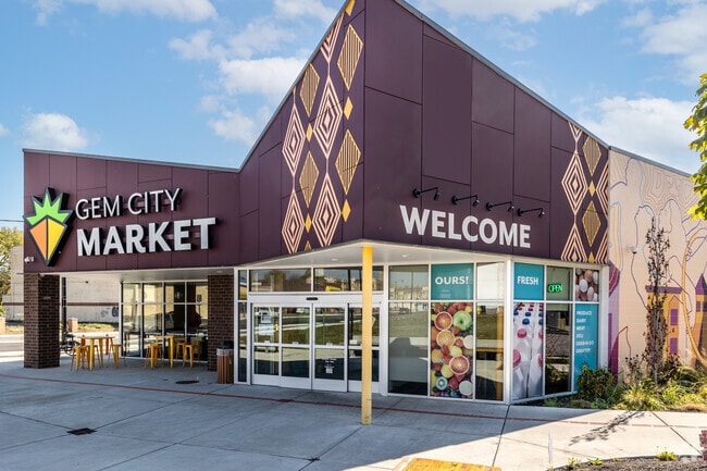 Mount Vernon residents can find almost any grocery item at the nearby Gem City Market.