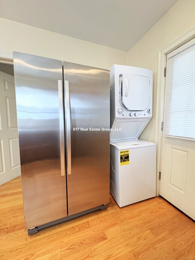 35 Pratt St unit 1, Allston, MA 02134 - photo 2