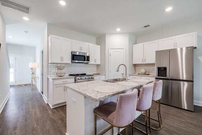 The Hamlet, Hinesville, GA 31313 - photo 6