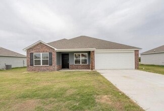 1239 Oak St, Lincoln, AR 72744