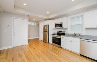 7 Pequot St, Providence, RI 02903