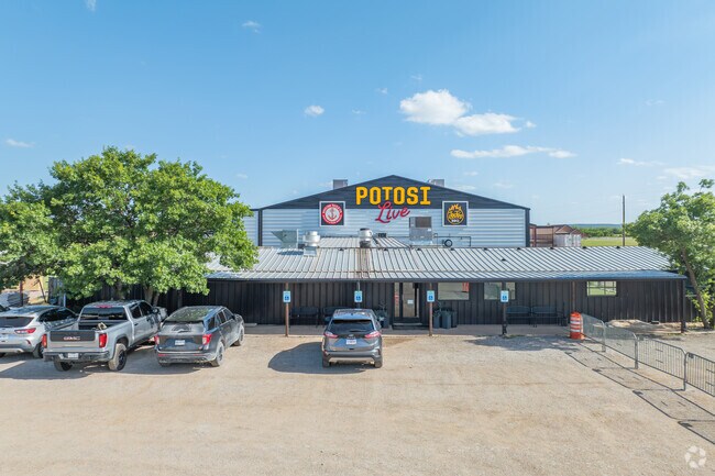 Live music and BBQ come together at Potosi Live in the heart of Potosi City.