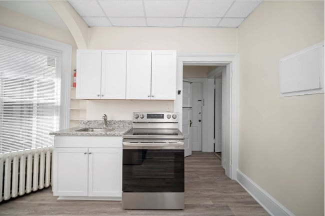 503 Hanover St unit 3, Fredericksburg, VA 22401 - photo 4