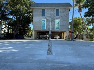 29670 Constitution Ave, Big Pine Key, FL 33043