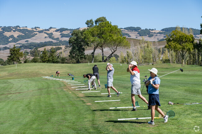Petaluma offers the Rooster Run Golf Club for daily practice.