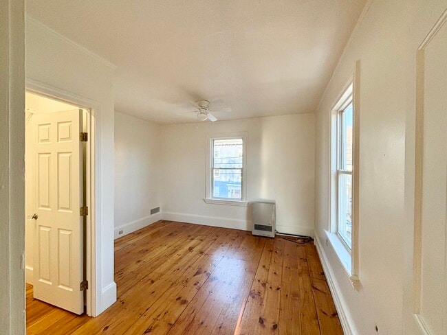 170 Austin St unit 2, Portsmouth, NH 03801 - photo 7