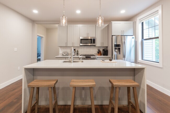 65 Beech Glen St unit 2, Roxbury, MA 02119 - photo 7