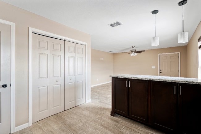 150 Colorado St unit 3, Del Rio, TX 78840 - photo 5