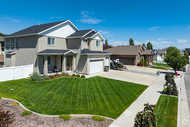 Daybreak’s varied and aesthetically pleasing home styles range from $400s to 1 million and up.