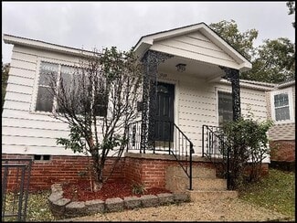 5919 Woodlawn Dr, Little Rock, AR 72205