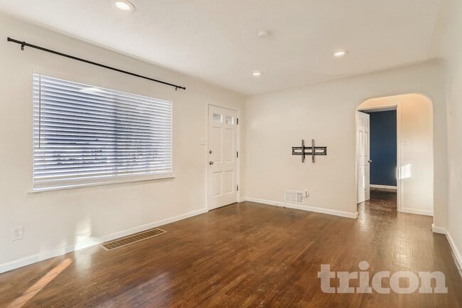 1364 Ironton St, Aurora, CO 80010 - photo 4