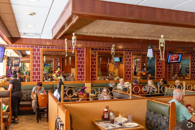 The Broad Street Diner in White Horse is busy all day long.