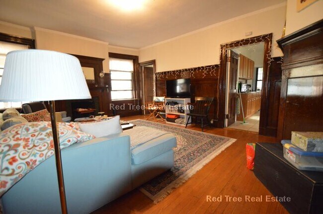 1247 Beacon St unit 3, Brookline, MA 02446 - photo 5