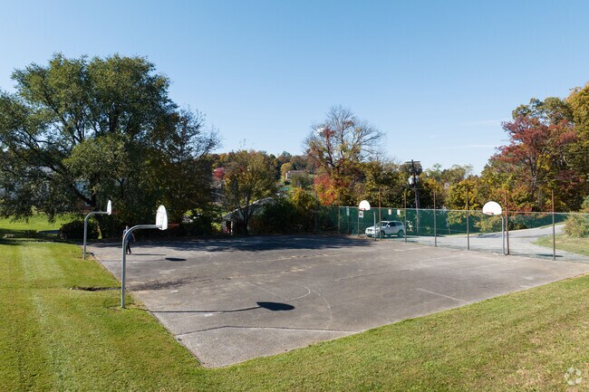 Practice jump shots in Yoe Park.