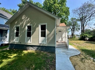 358 Champlain St, Rochester, NY 14611