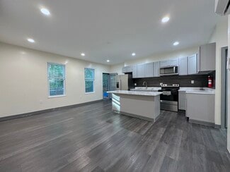 405 Liberty St, Newburgh, NY 12550