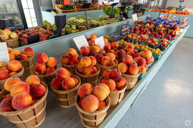 Fresh locally grown peaches at Horst Produce is only one of many popular options in Clay.
