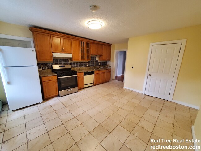 7 High St Place unit 2, Brookline, MA 02445 - photo 7