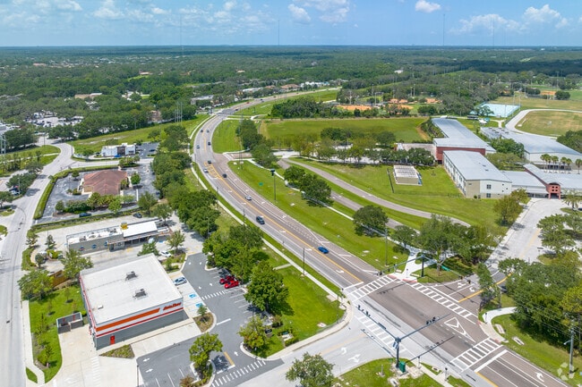 Many of the retail and dining options in FishHawk Ranch can be found on FishHawk Ranch Blvd.