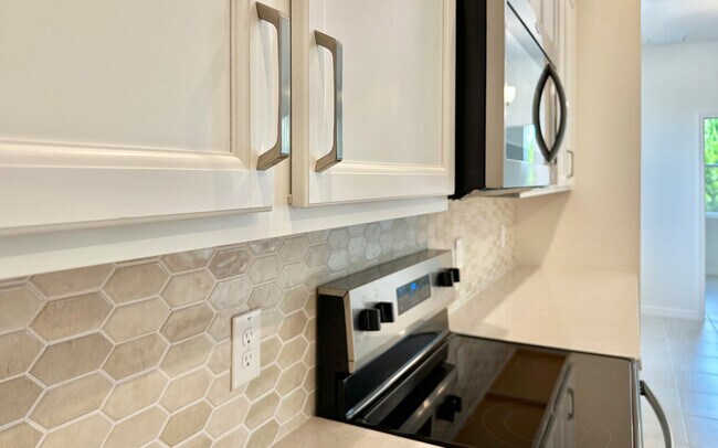 5862 Ali Grace Dr, Saint Cloud, FL 34771 - photo 6