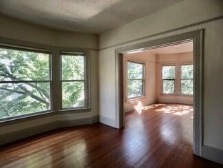 335 NW 17th Ave, Portland, OR 97209