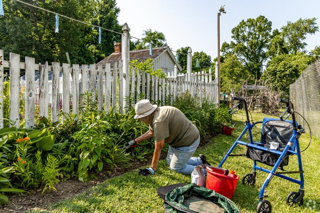 Residents of Cape St. Claire keep Goshen Farm & Education Center looking great.
