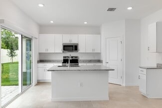 8495 Lilias Cir, Jacksonville, FL 32219