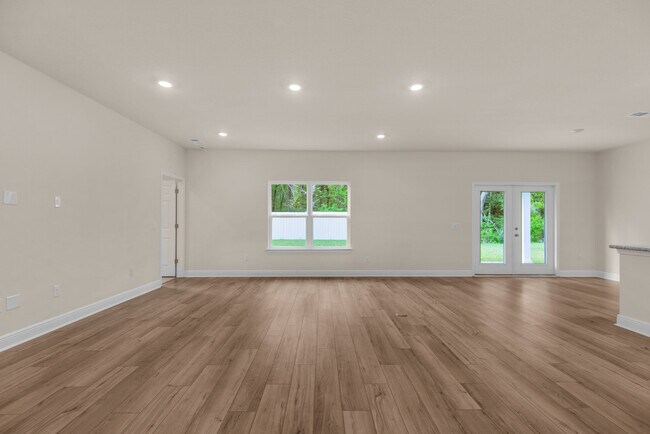 144 N Bentgrass Rd, Freeport, FL 32439 - photo 6