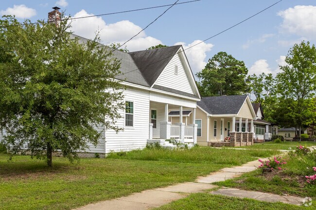 Front porches are commonly found on Southern homes, especially in South Liberty.